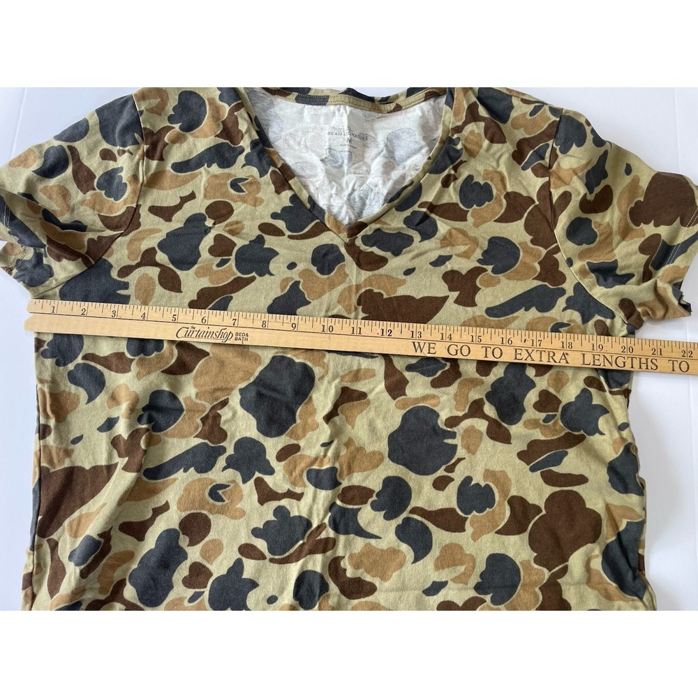L.L. Bean Bean Signature Women's Medium Duck Camo V Neck T Shirt 100% Cotton - Picture 4 of 7